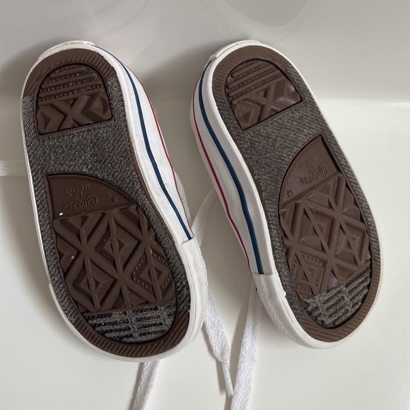 Converse Chuck Taylor All Star size 4 infant/toddler - Picture 4 of 6